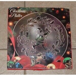 Holiday Christmas Santa Claus Entertaining 12" Round Glass Serving Platter